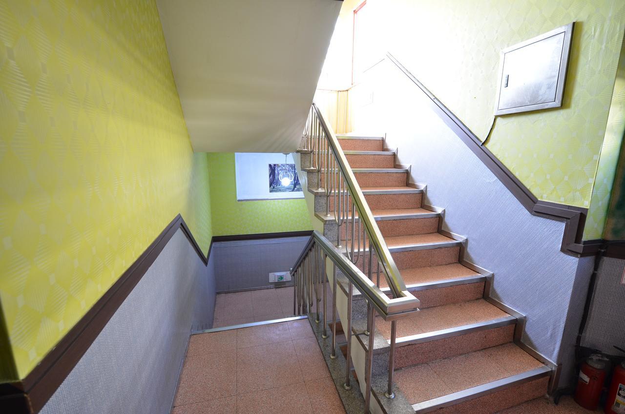 בוסאן Wow Motel מראה חיצוני תמונה