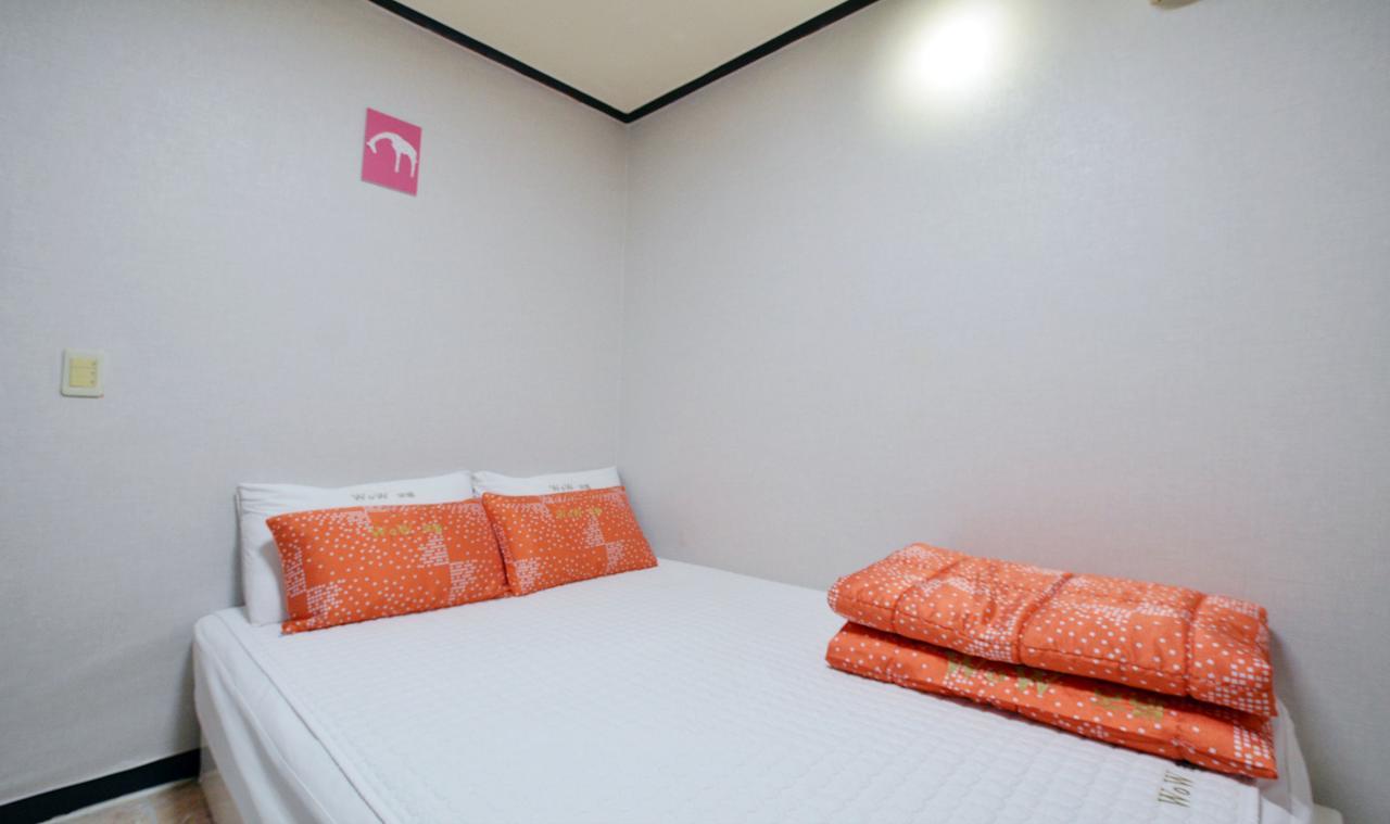 בוסאן Wow Motel מראה חיצוני תמונה